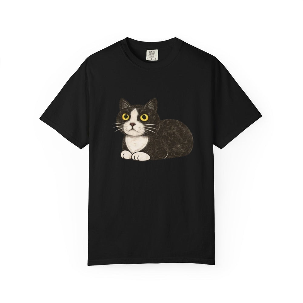 Tuxedo Cat Graphic T-Shirt - Cute Relaxed Cat Tee for Cat Lovers Black